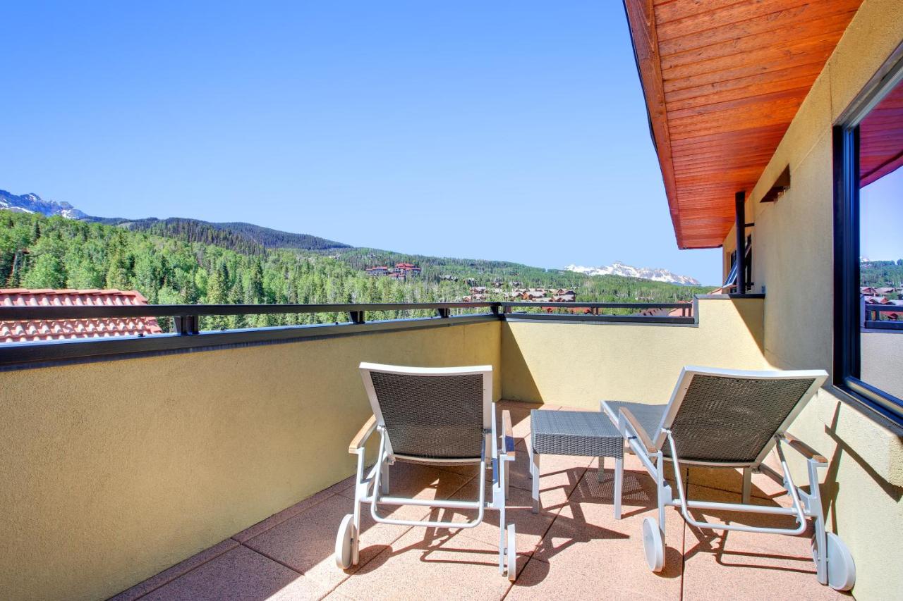 Five-Bedroom Penthouse at Relais & Châteaux Lumière by Dunton