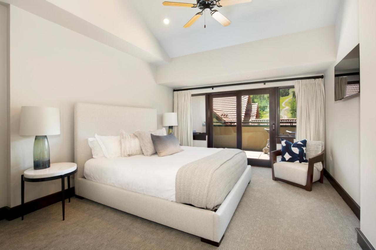 Five-Bedroom Penthouse at Relais & Châteaux Lumière by Dunton