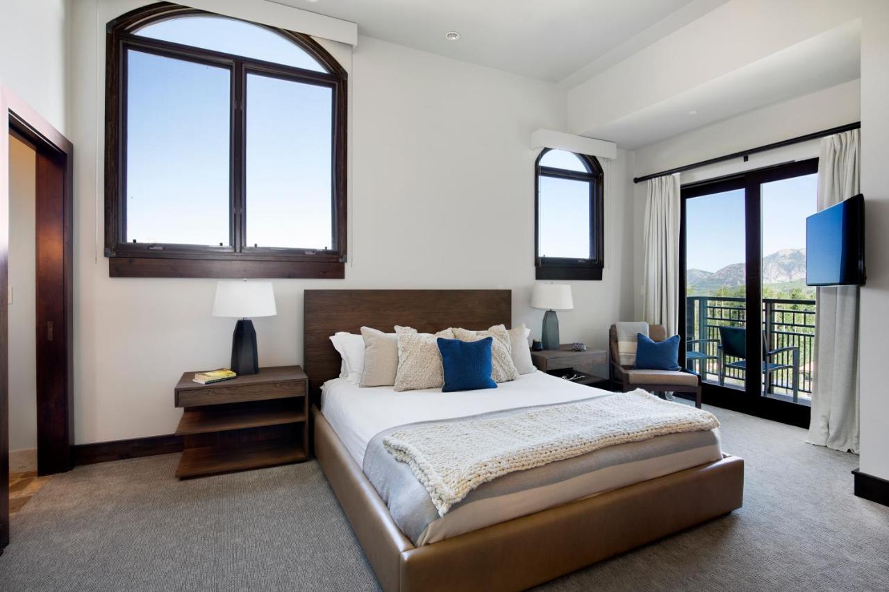 Five-Bedroom Penthouse at Relais & Châteaux Lumière by Dunton