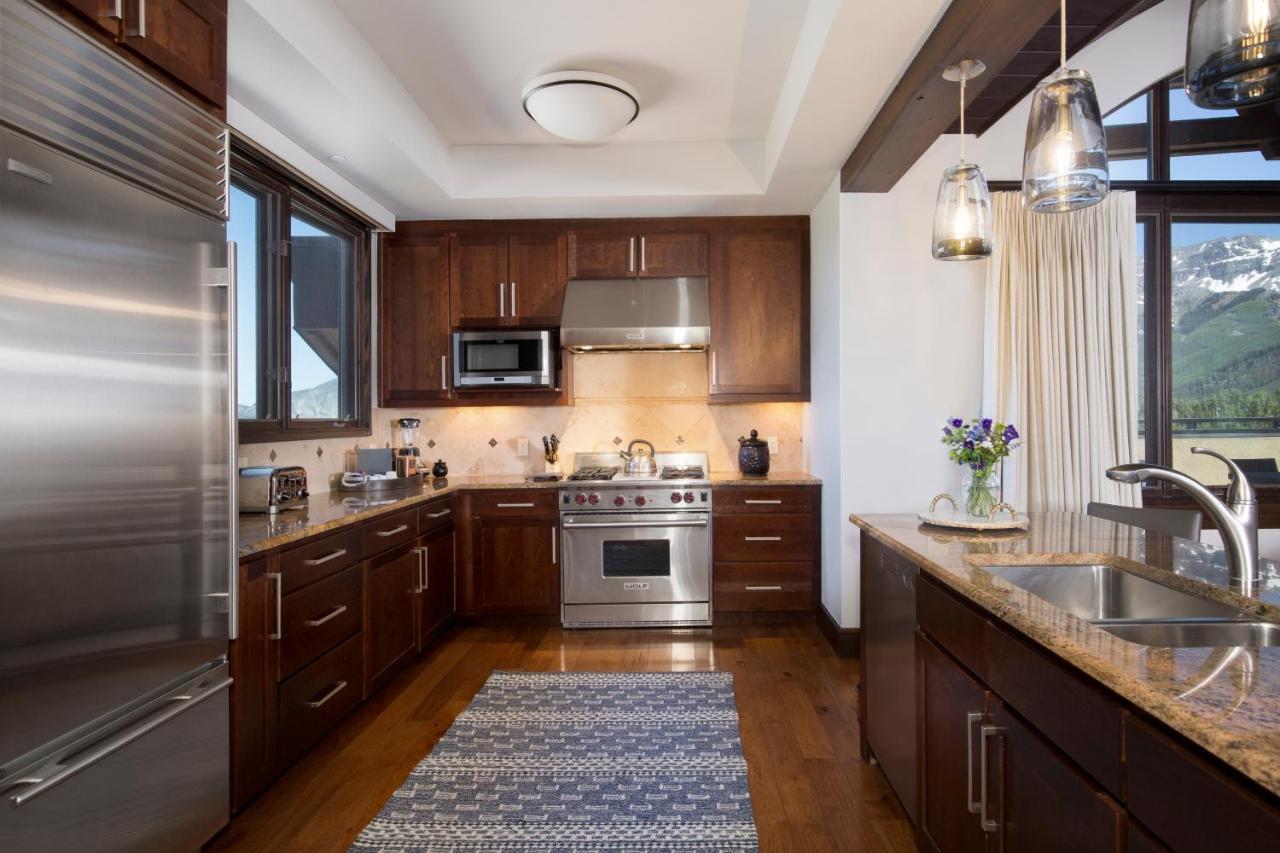Five-Bedroom Penthouse at Relais & Châteaux Lumière by Dunton