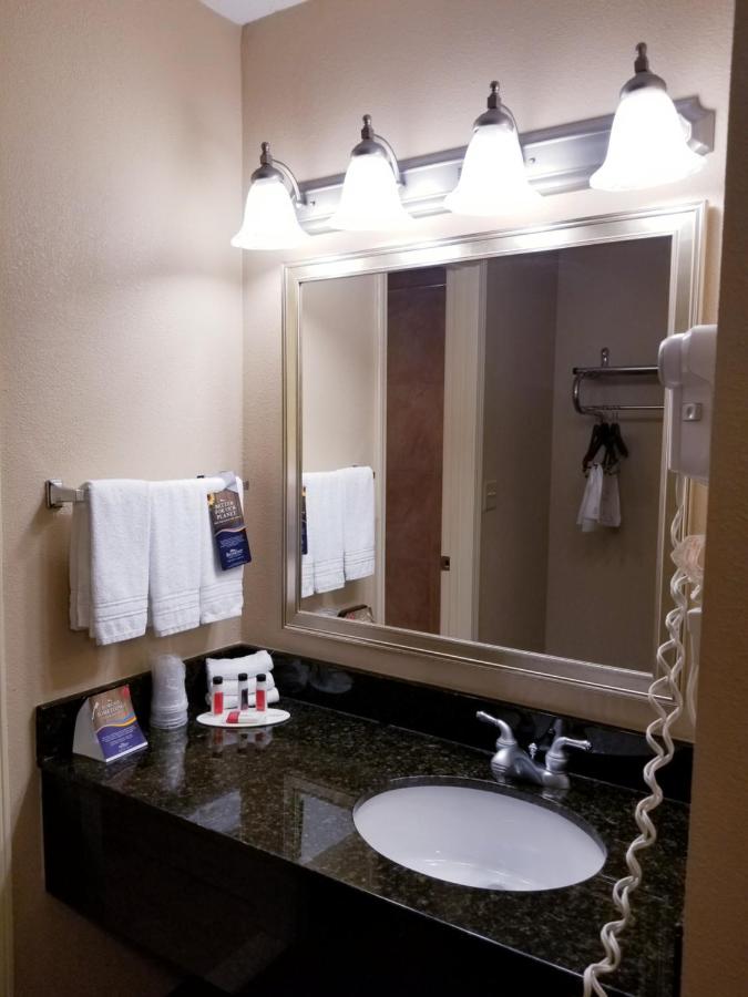King Studio Suite - Non-Smoking at Baymont by Wyndham Indianapolis West