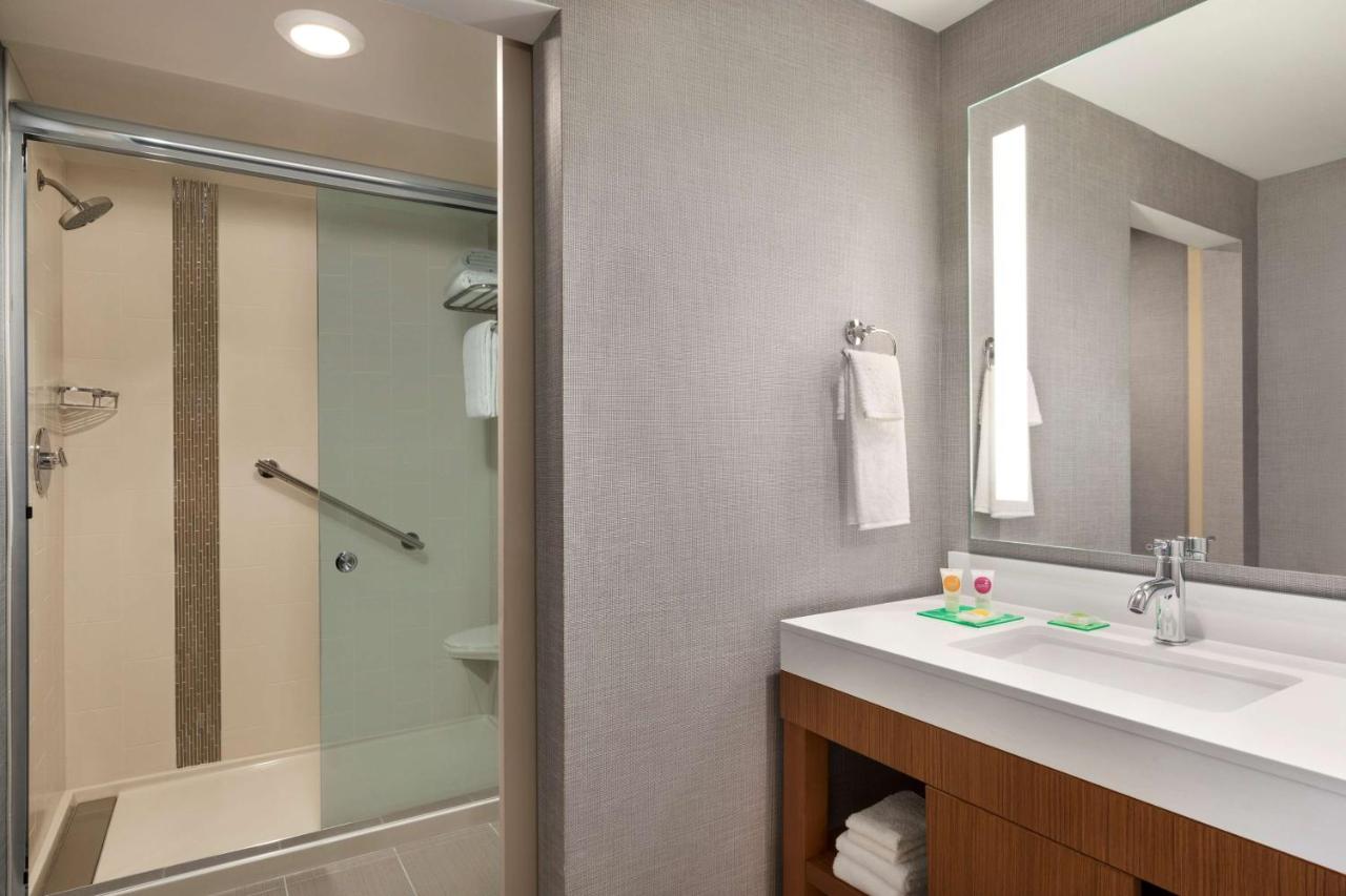 Room, 1 King Bed (High Floor) at Hyatt Place Virginia Beach Town Center