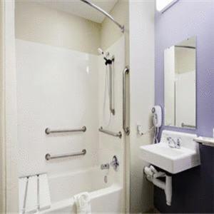 1 King Bed, Mobility/Hearing Accessible Suite, Bathtub w/ Grab Bars, Non-Smoking Unassigned at Microtel Inn & Suites by Wyndham Amarillo