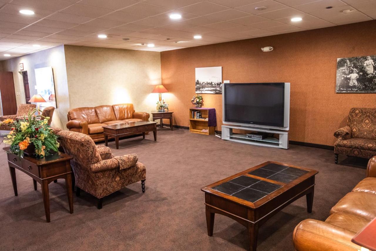 | Sophie Station Suites