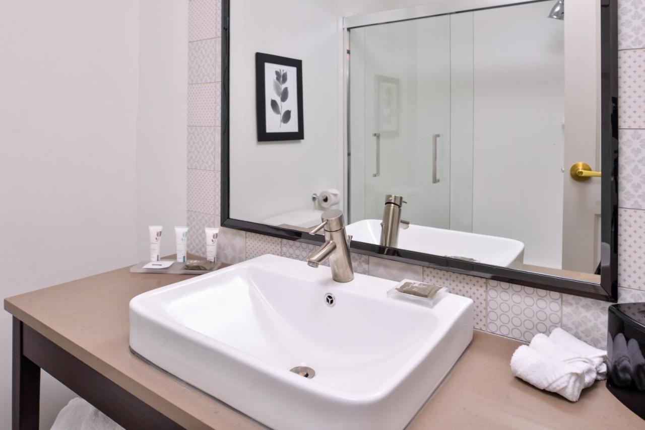 Studio King Suite - Disability Access/Non-Smoking at Country Inn & Suites by Radisson, Tinley Park, IL