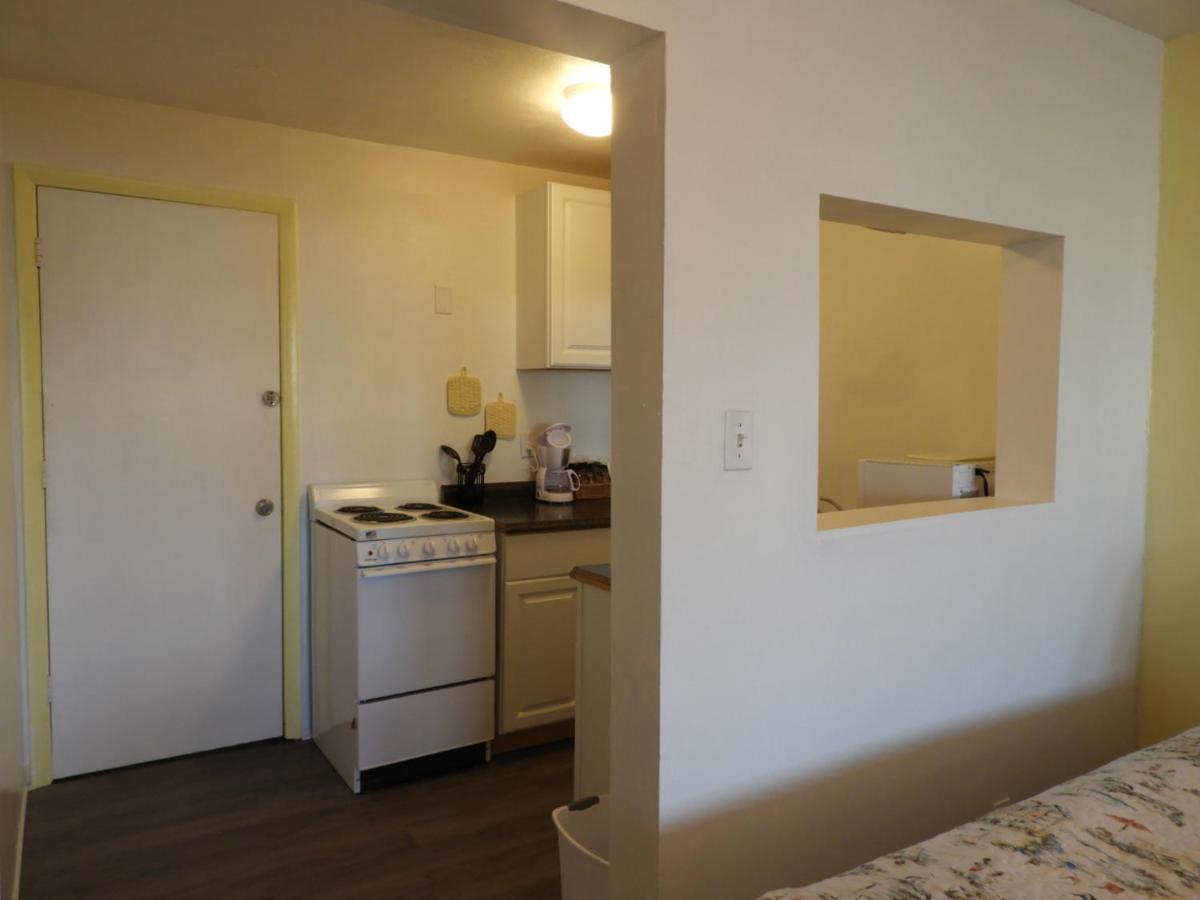 Suite with River View at Bridgewater Inn