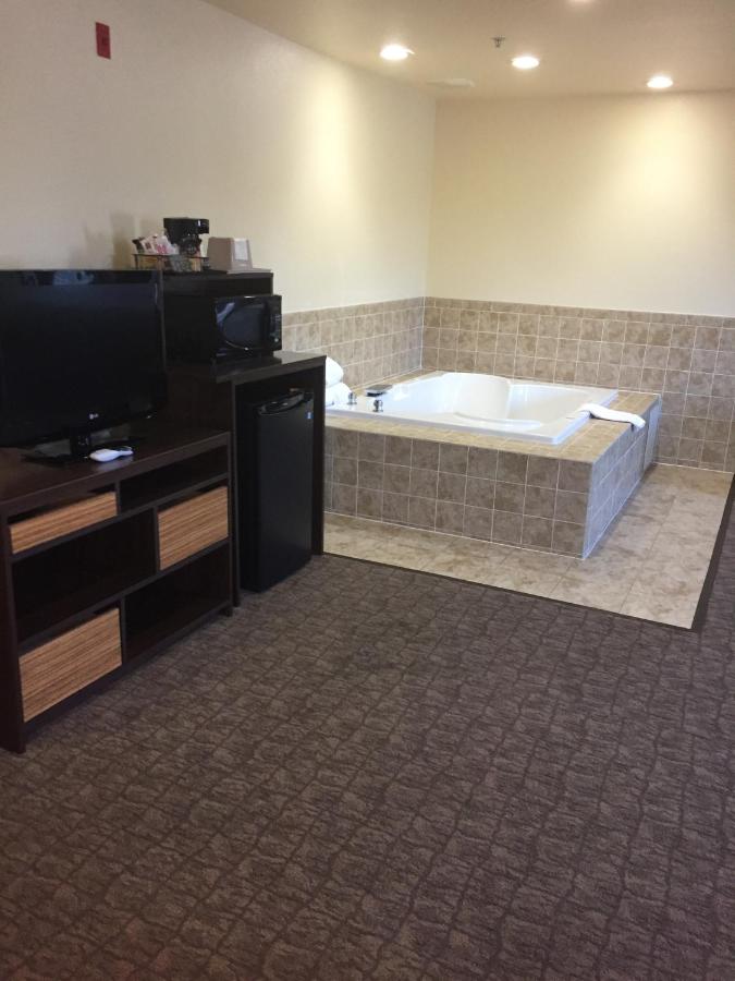King Studio Suite - Non-Smoking at Super 8 by Wyndham Lebanon