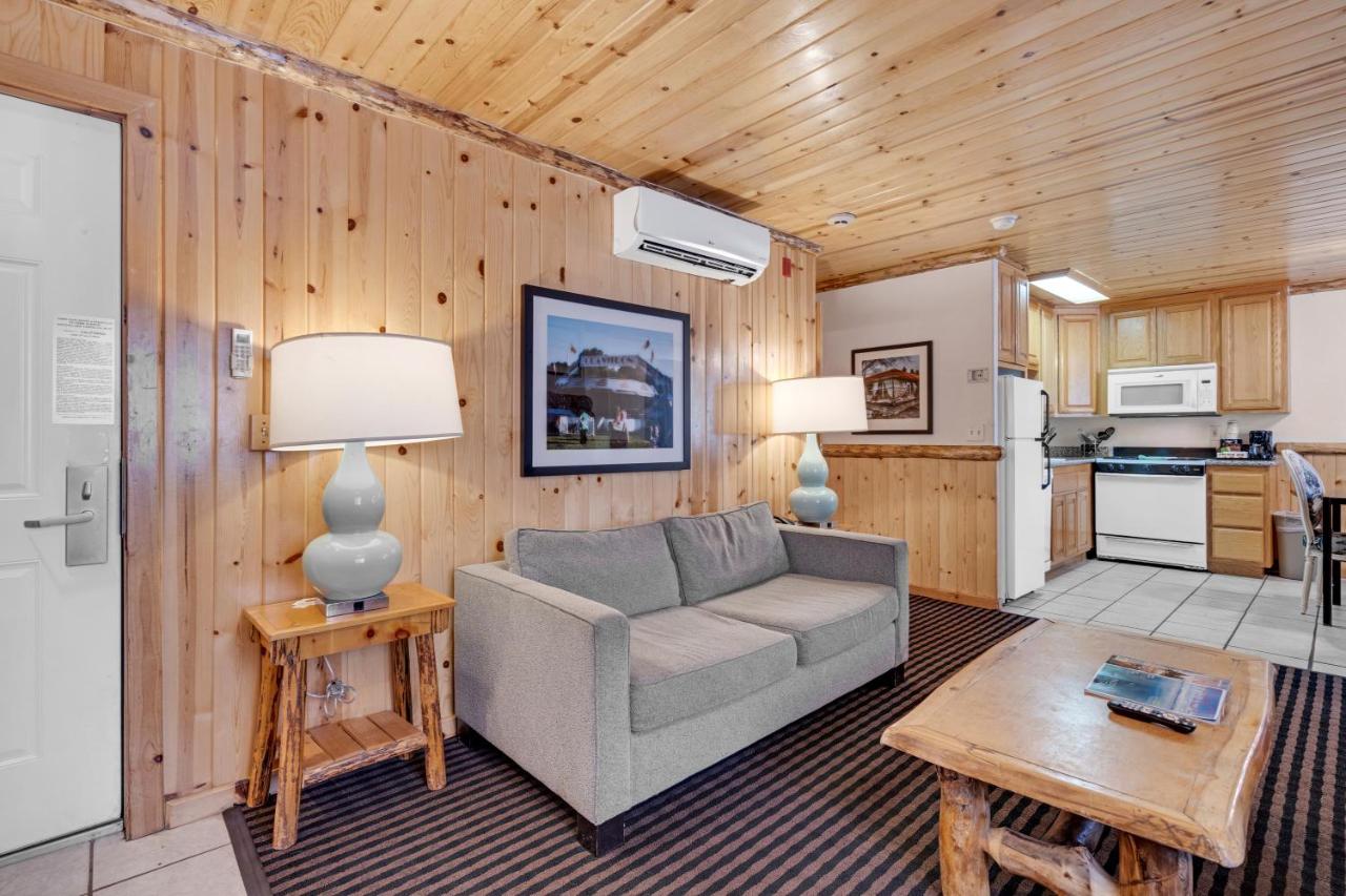 Premium Two-Bedroom Townhouse at 3 Peaks Resort & Beach Club