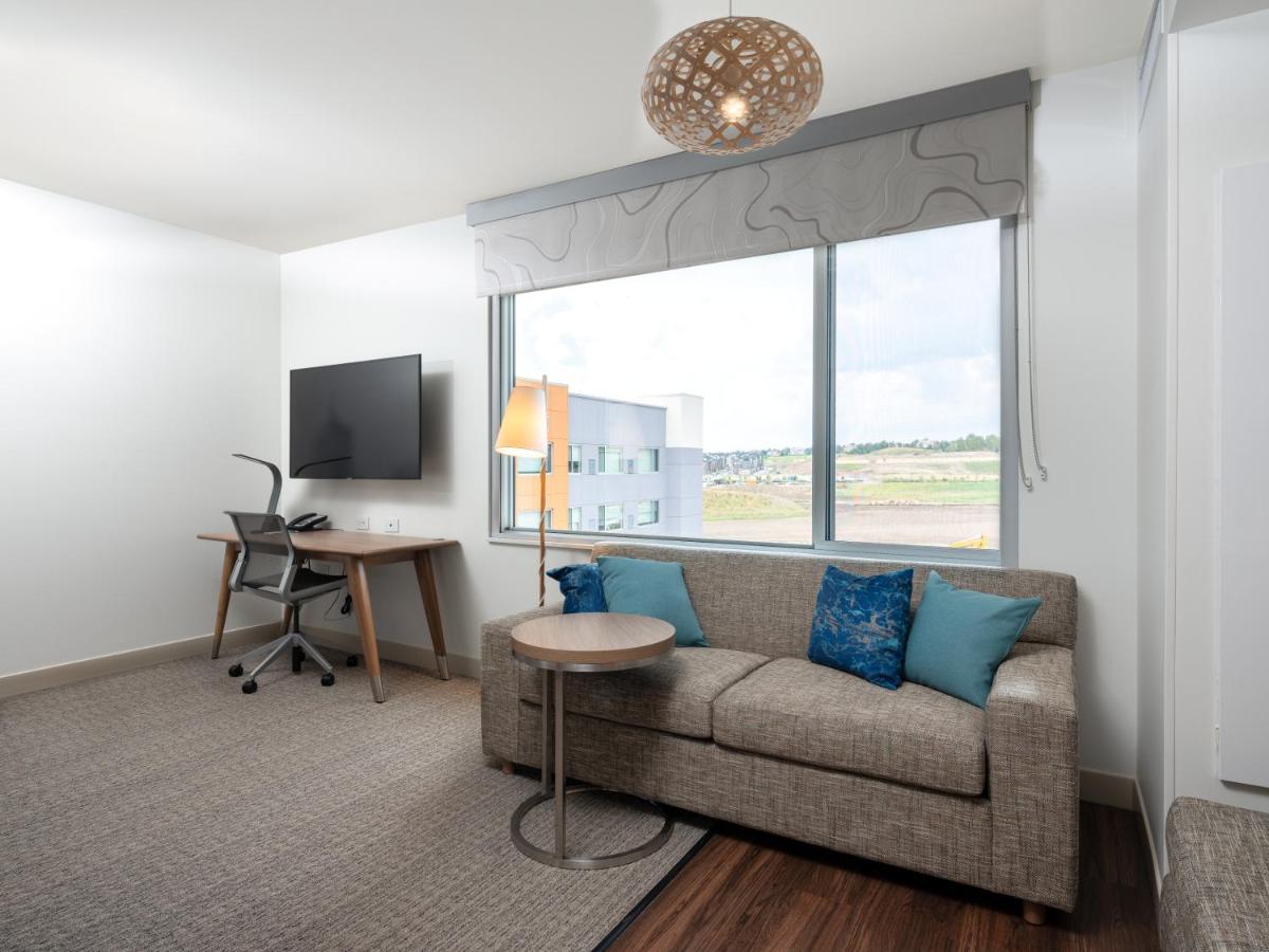 Studio, 1 King, Sofa bed at Element Boulder Superior