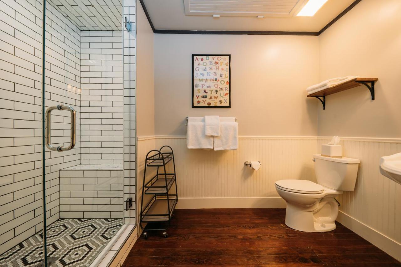 Standard Triple Room at The Kendall