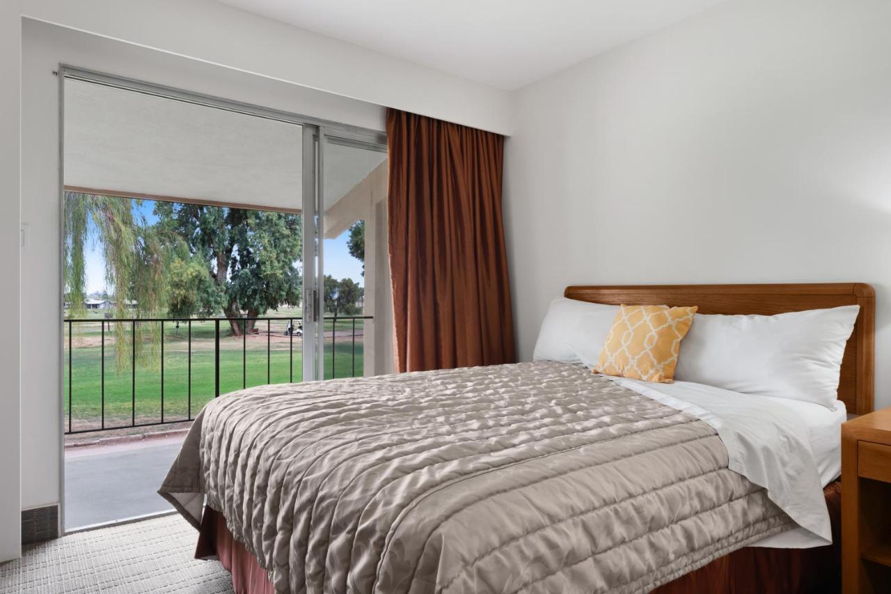 Queen Room with Two Queen Beds - Mobility Access/Non-Smoking at Barbara Worth Country Club