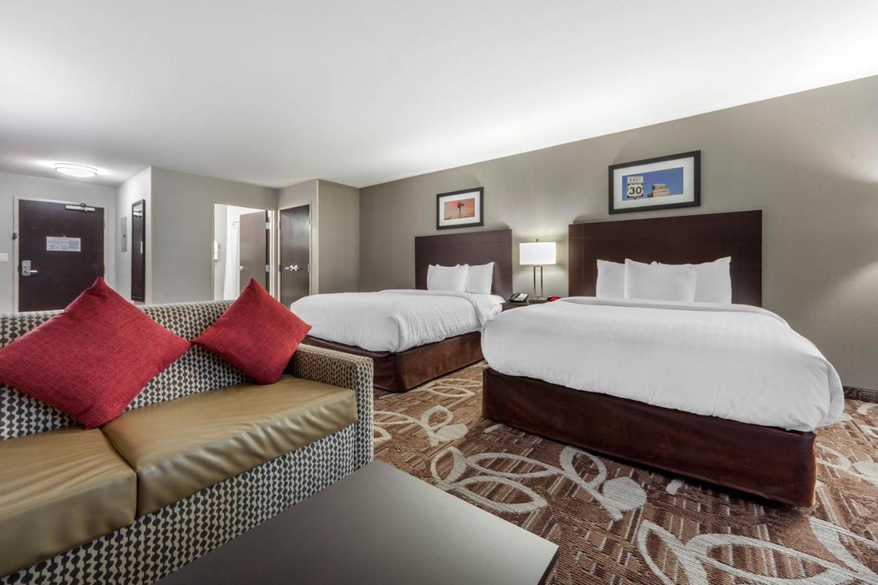 Queen Suite with Two Queen Beds and Sofa Bed at MainStay Suites Lincoln University Area