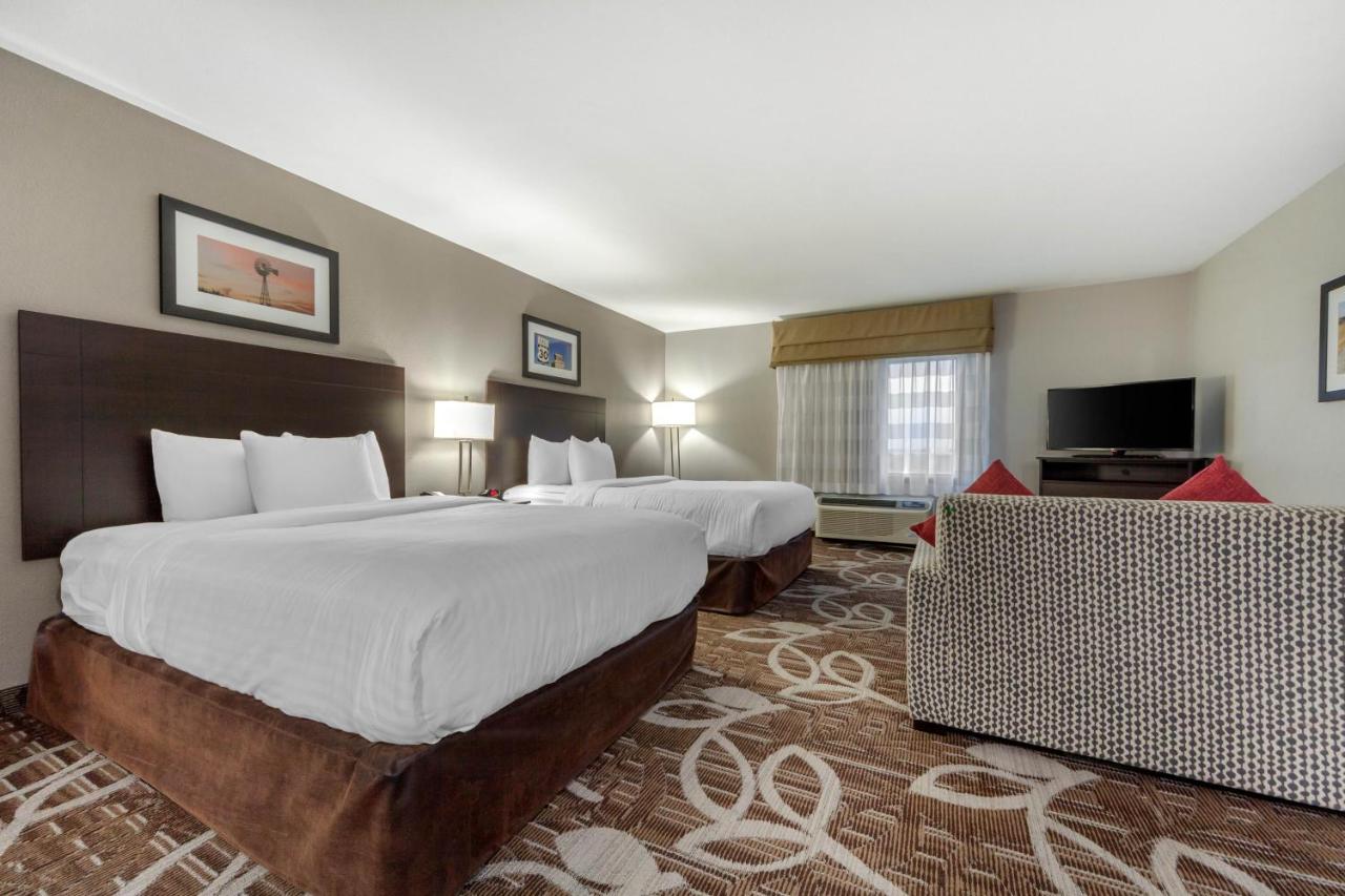 Queen Suite with Two Queen Beds and Sofa Bed at MainStay Suites Lincoln University Area