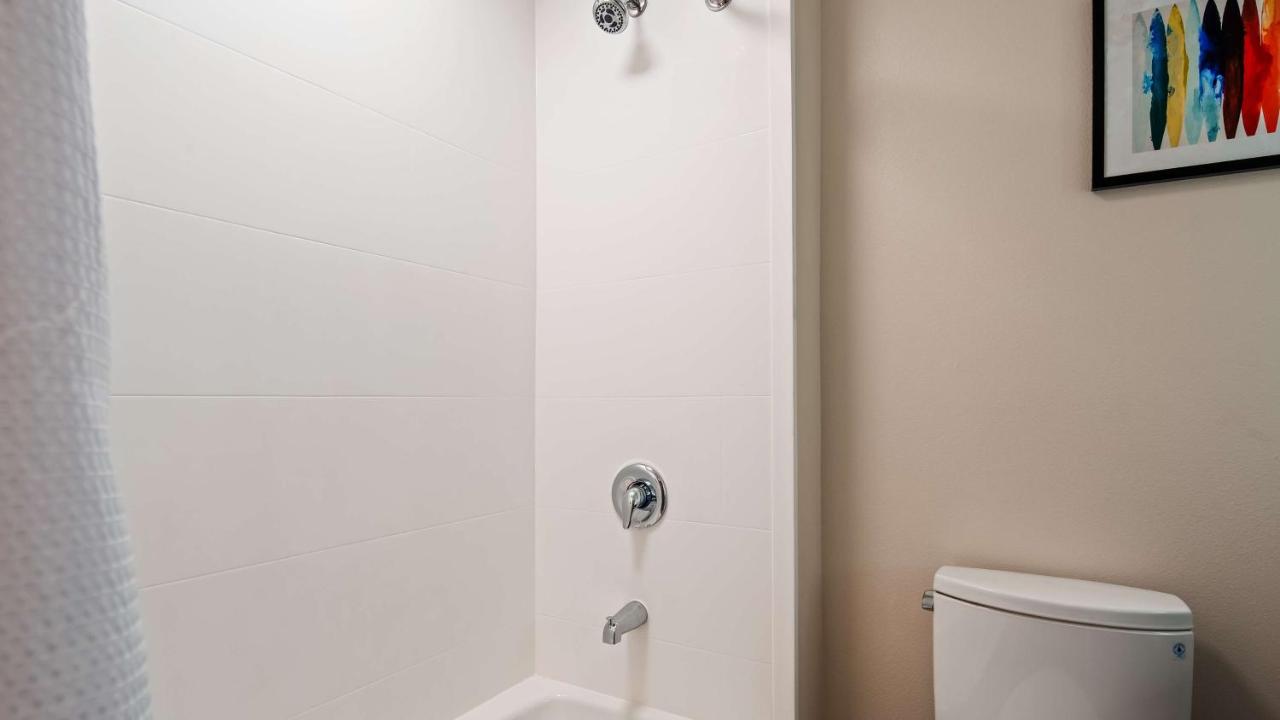 King Room - Non-Smoking at Best Western Plus New Barstow Inn & Suites