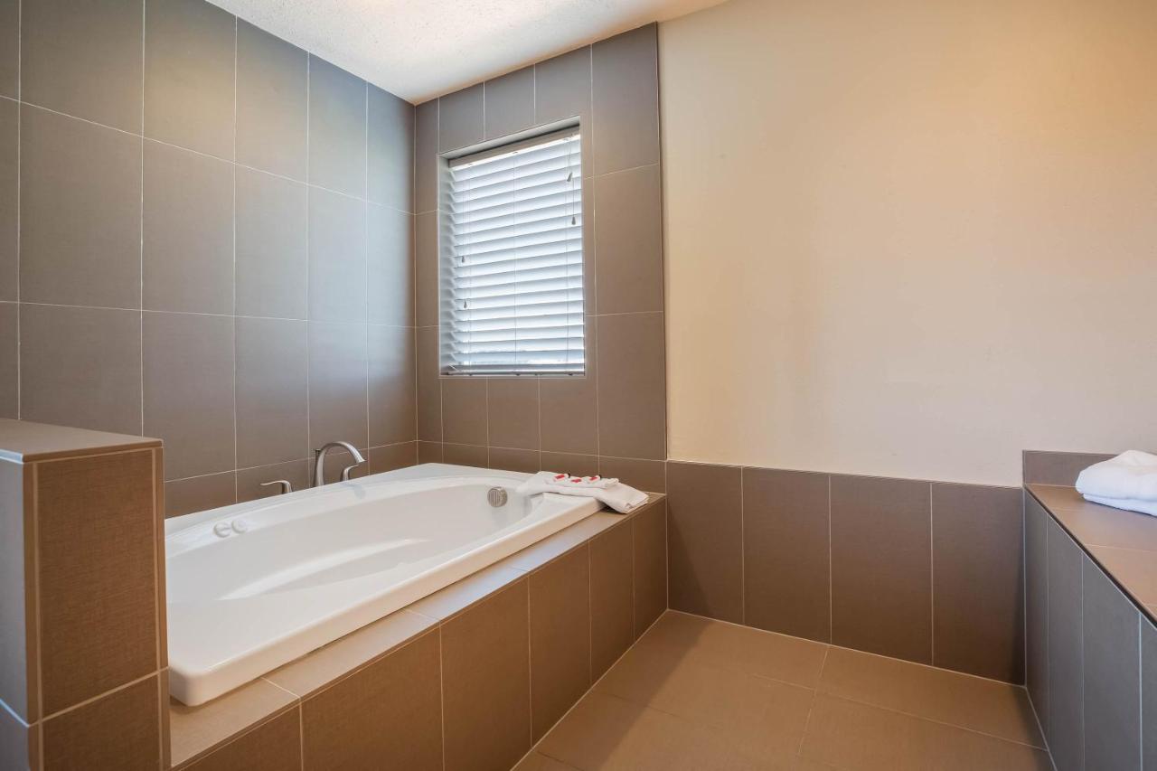 King Studio Suite - Non-Smoking at Baymont by Wyndham Tri-Cities/Kennewick WA