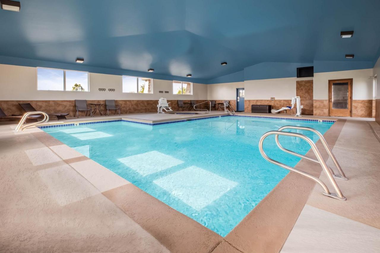 King Studio - Non-Smoking at Baymont by Wyndham Tri-Cities/Kennewick WA