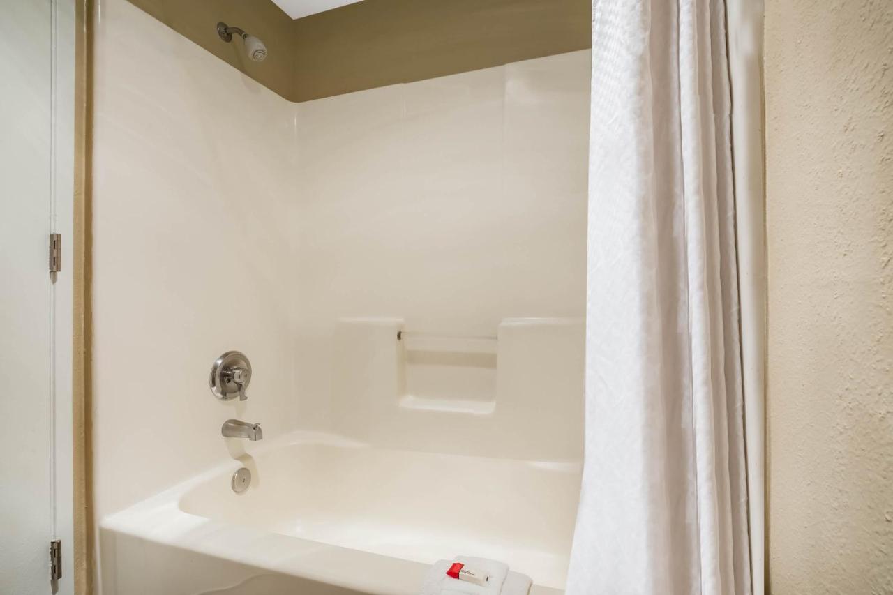 King Studio - Non-Smoking at Baymont by Wyndham Tri-Cities/Kennewick WA