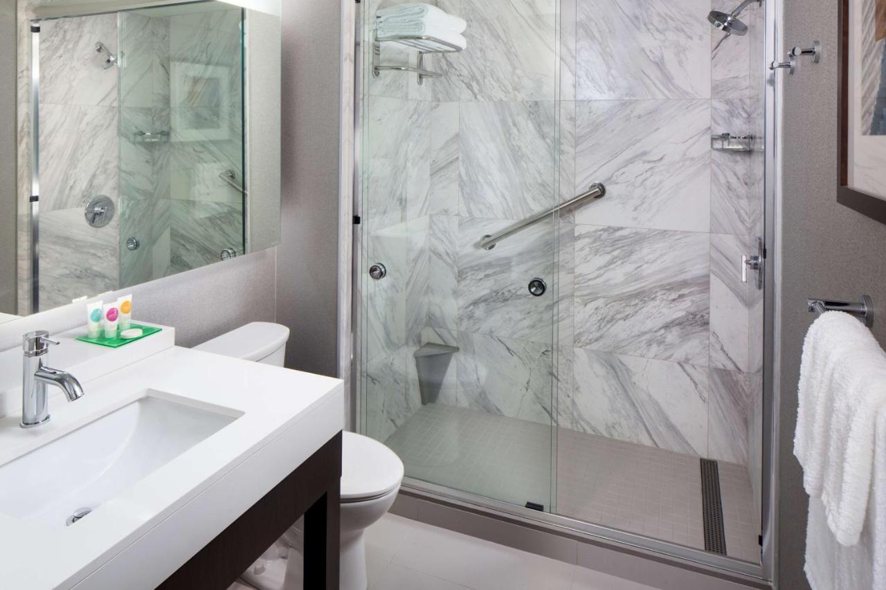 King Suite at Hyatt Place Poughkeepsie / Hudson Valley