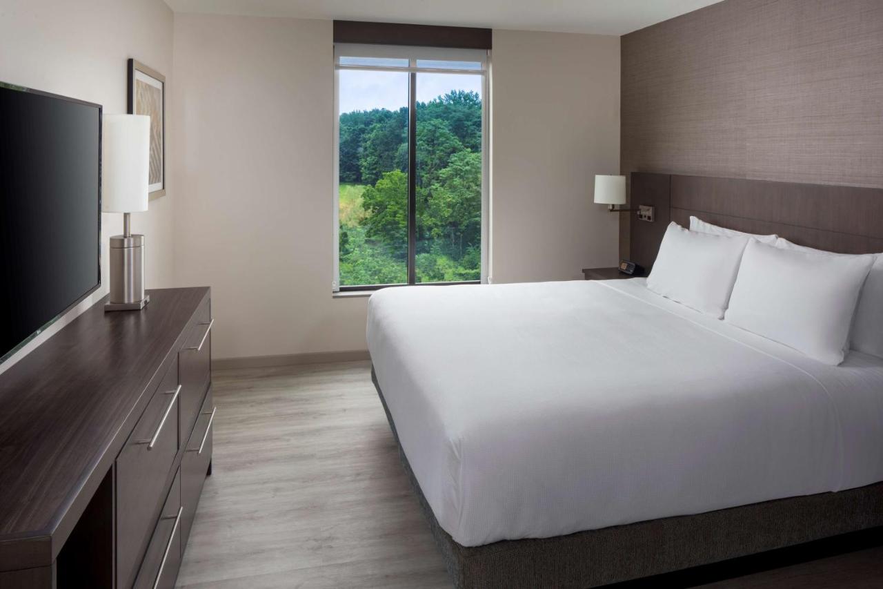 Studio - Disability Access at Hyatt Place Poughkeepsie / Hudson Valley