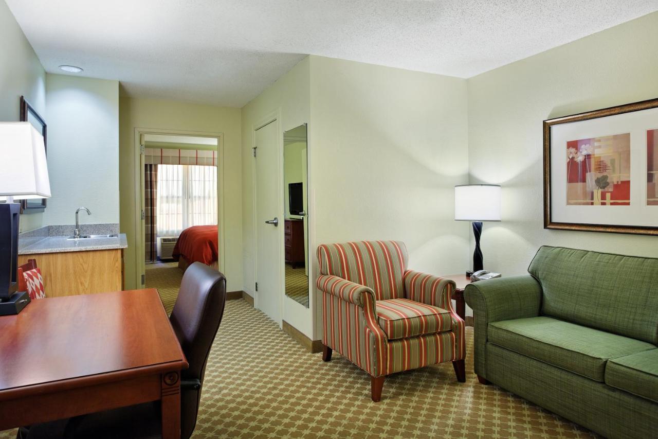 One-Bedroom King Suite with Sofa Bed - Hearing Accessible at Country Inn & Suites by Radisson, Rock Falls, IL
