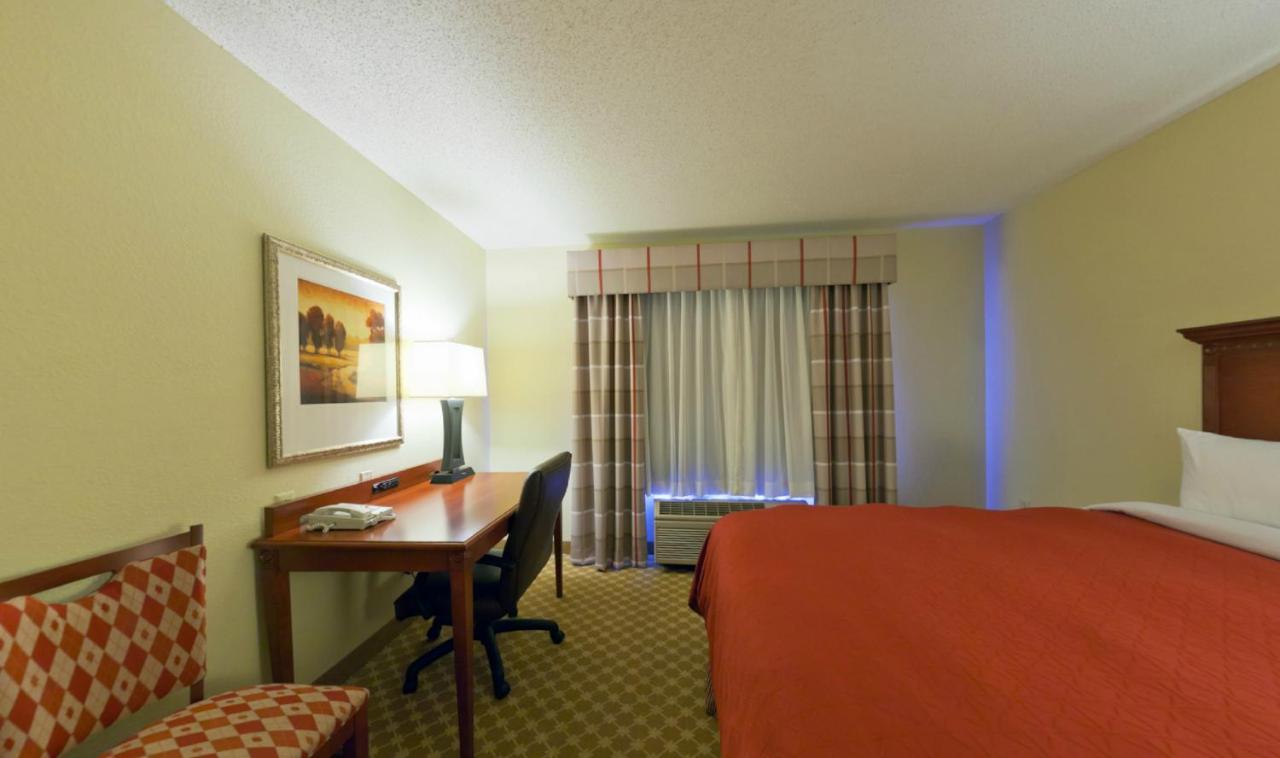 Queen Room with Two Queen Beds and Roll-In Shower at Country Inn & Suites by Radisson, Rock Falls, IL