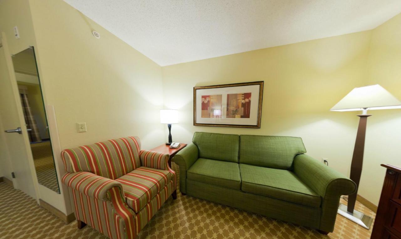 One-Bedroom King Suite with Sofa Bed - Hearing Accessible at Country Inn & Suites by Radisson, Rock Falls, IL