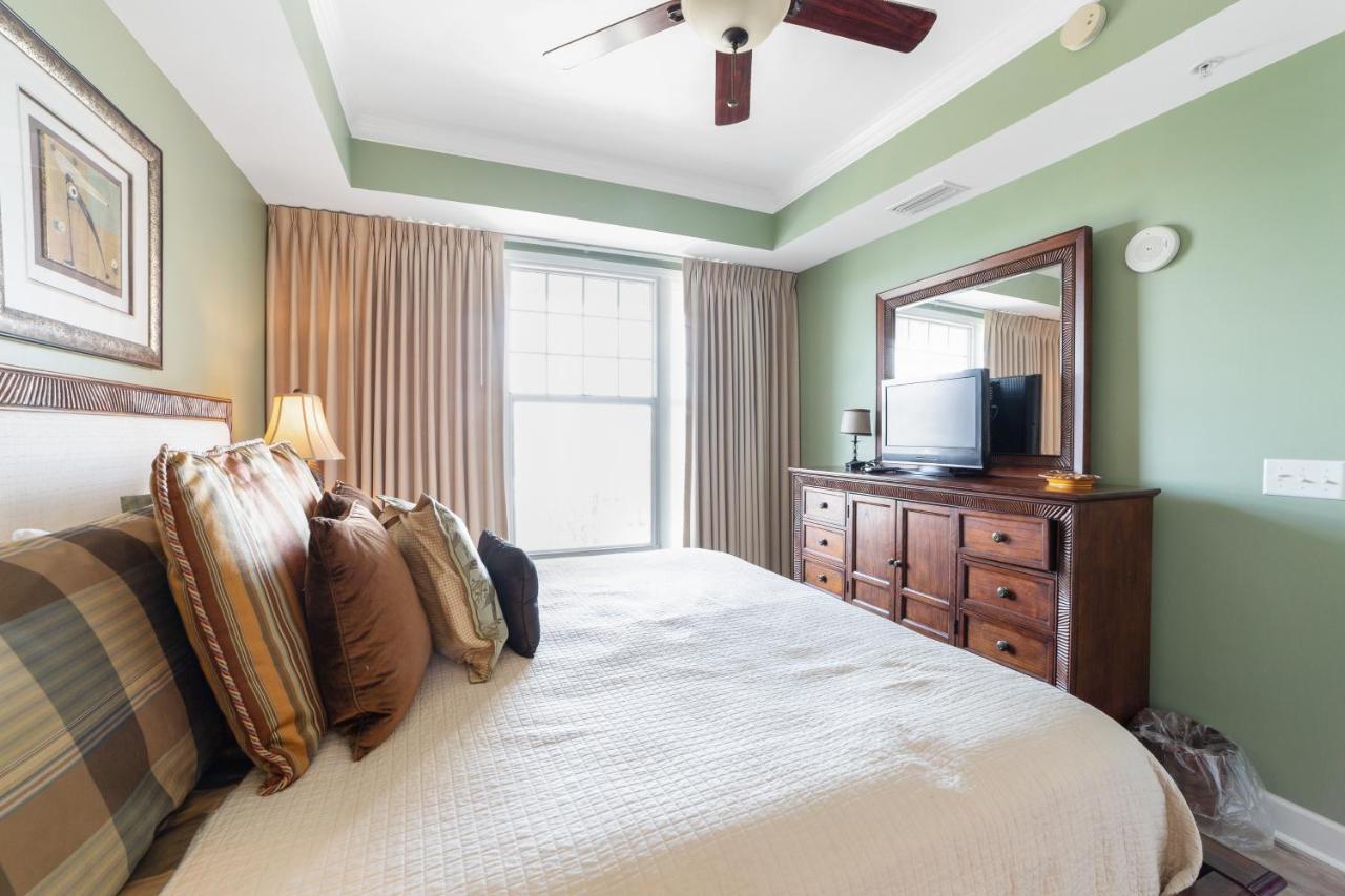 | Holiday Inn Club Vacations at Bay Point Resort