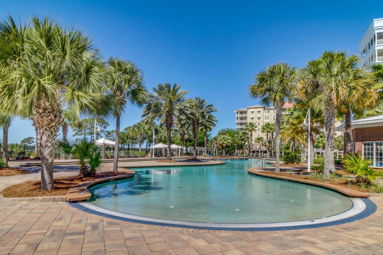 | Holiday Inn Club Vacations at Bay Point Resort