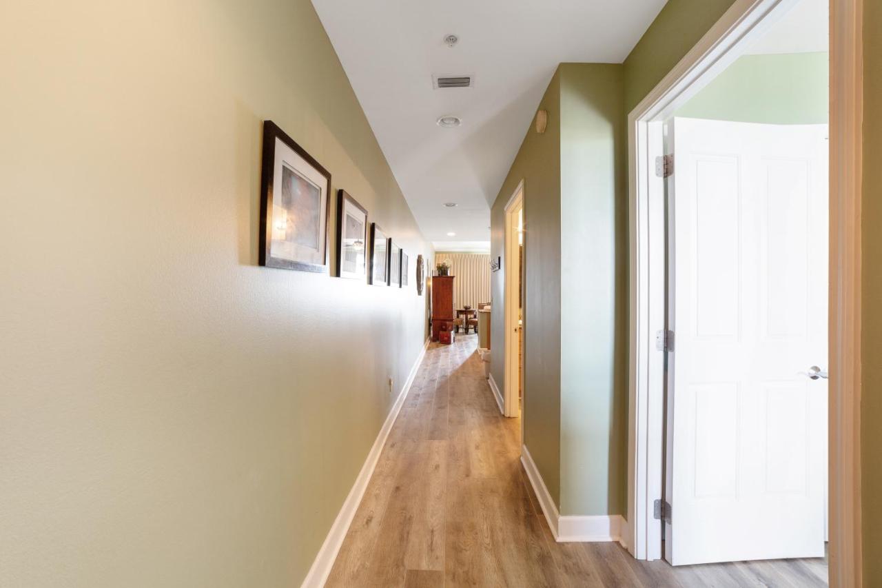 | Holiday Inn Club Vacations at Bay Point Resort