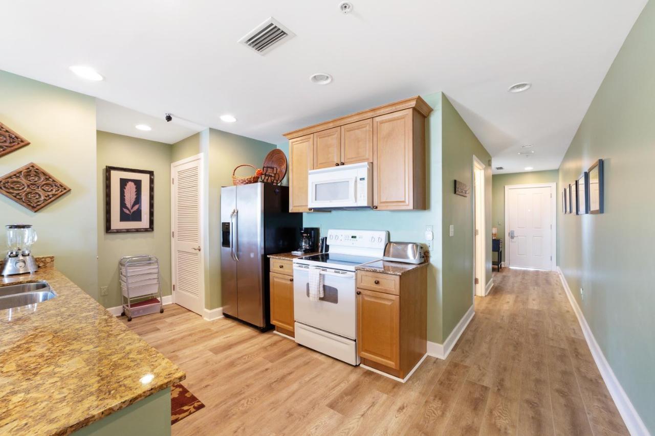 | Holiday Inn Club Vacations at Bay Point Resort