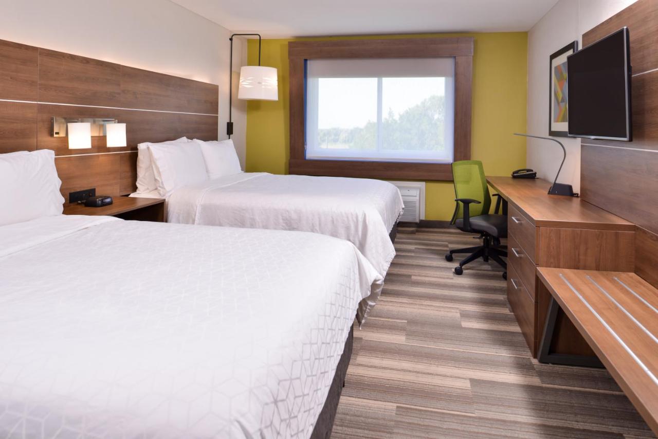 Queen Room with Two Queen Beds - Non-Smoking at Holiday Inn Express Hotel & Suites Elgin, an IHG Hotel