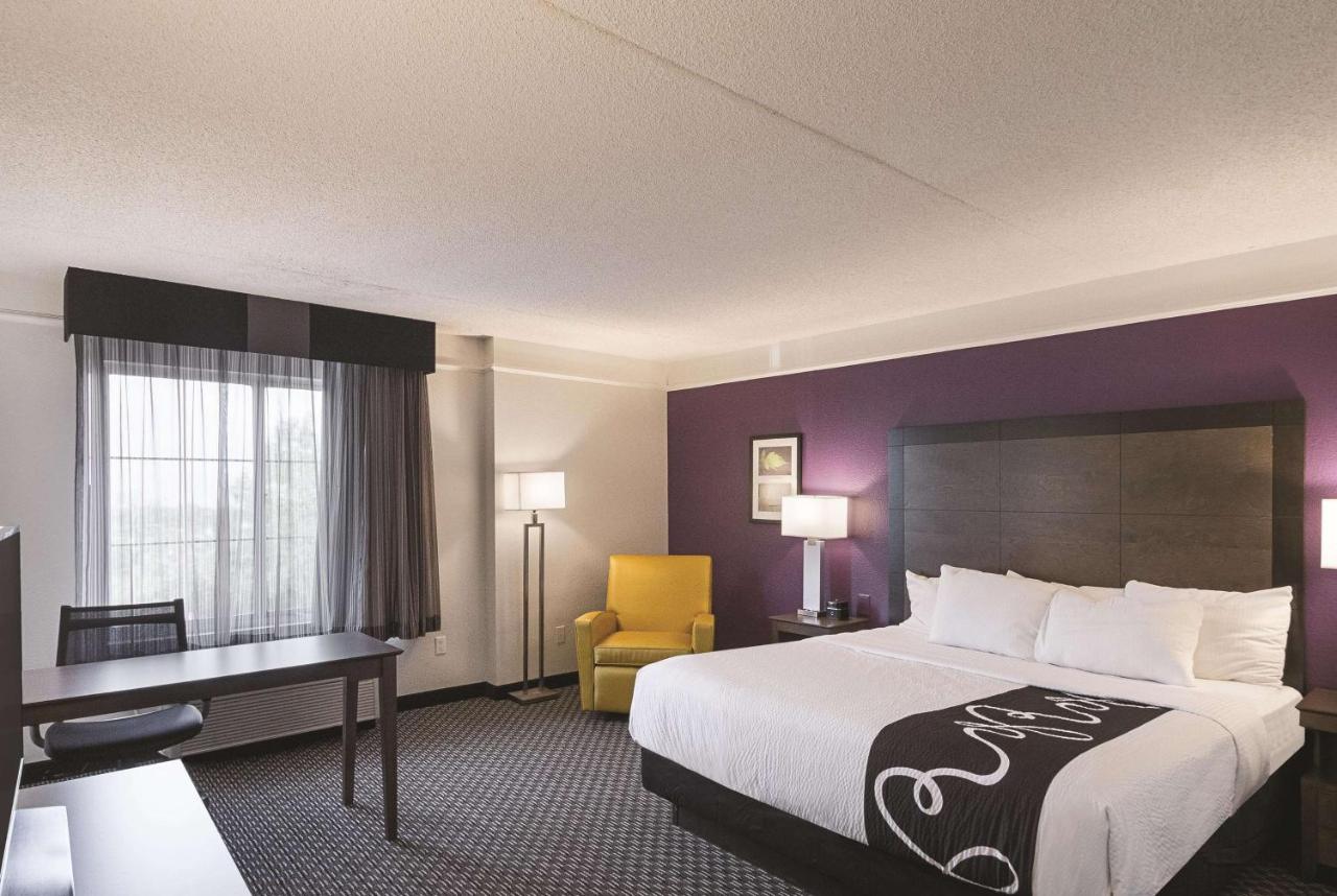 Deluxe King Room at La Quinta Inn & Suites by Wyndham Orem University Pwy/Provo