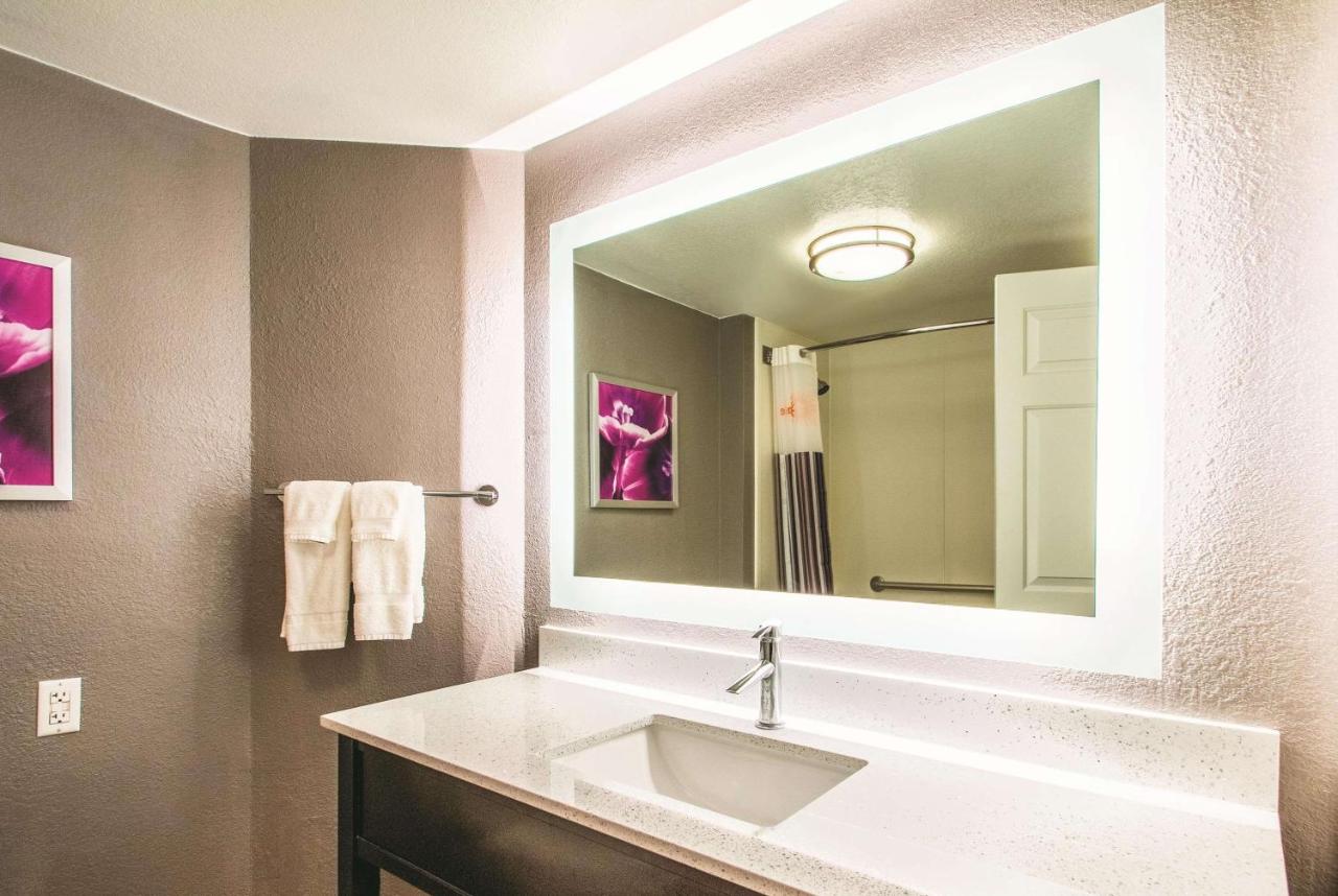 Deluxe Double Room with Two Double Beds at La Quinta Inn & Suites by Wyndham Orem University Pwy/Provo