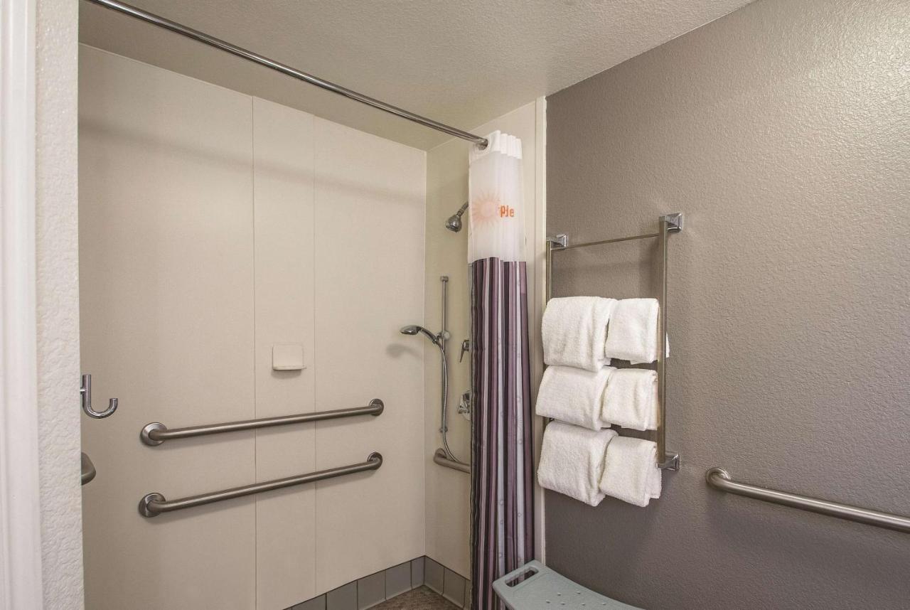 King Room - Disability Access at La Quinta Inn & Suites by Wyndham Orem University Pwy/Provo
