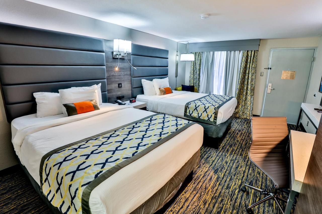 One-Bedroom Suite with Two Double Beds - Non-Smoking at Baymont by Wyndham Murfreesboro