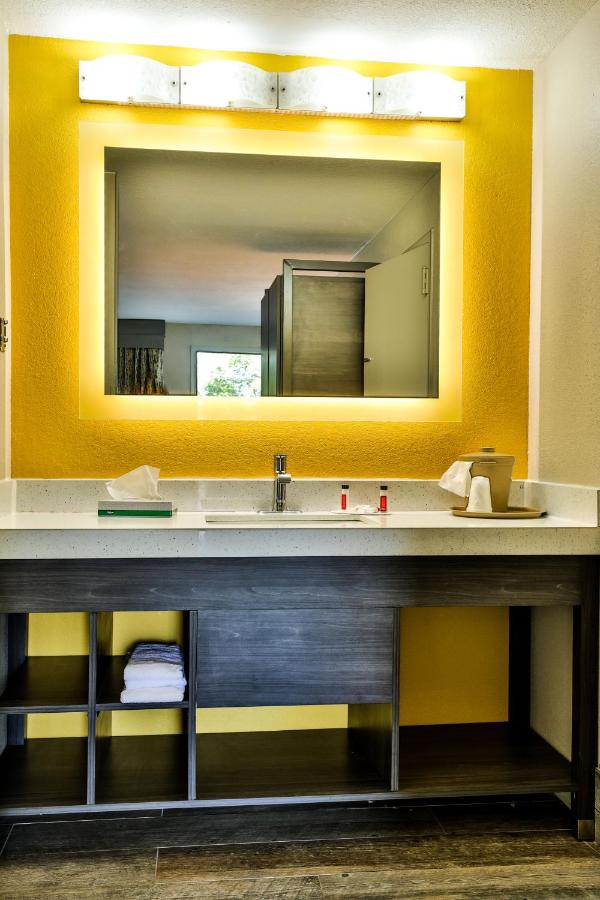 One-Bedroom Suite with Two Double Beds - Non-Smoking at Baymont by Wyndham Murfreesboro