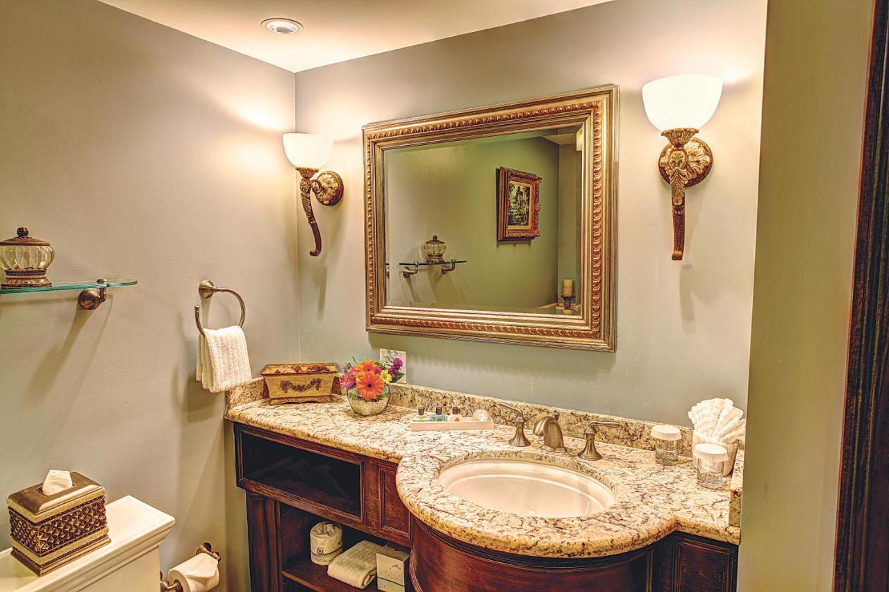 One-Bedroom Suite at Sea View Hotel, Bal Harbour, On The Ocean