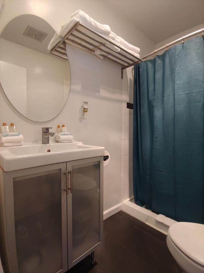 Large Studio with Partial Ocean View at Air Venice on the Beach