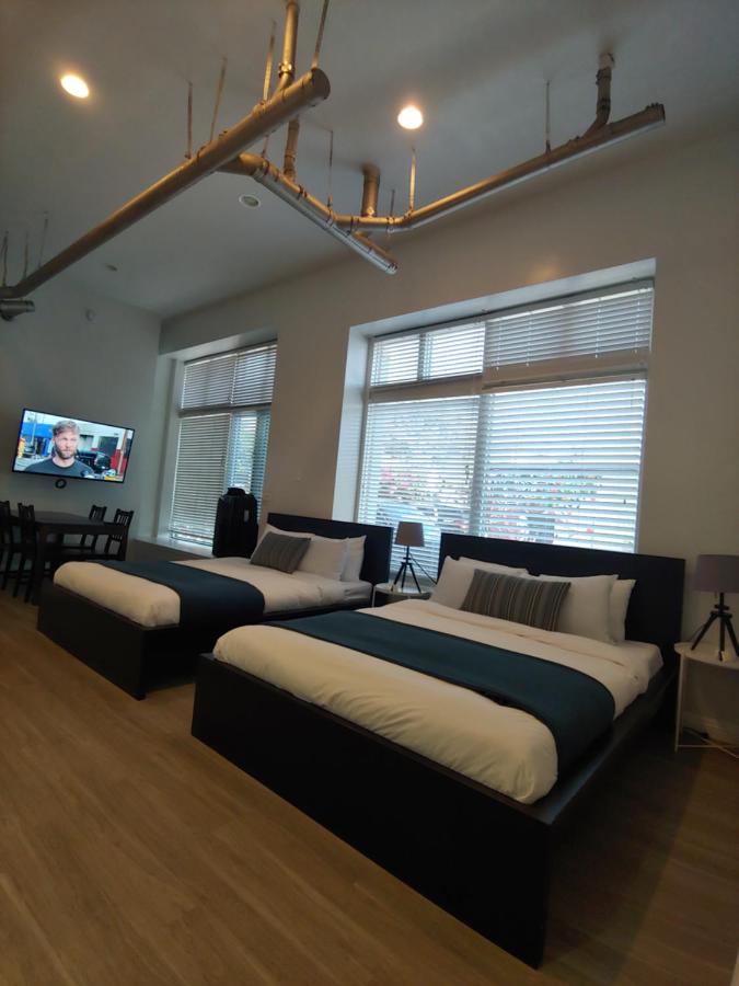 Large Studio with Partial Ocean View at Air Venice on the Beach