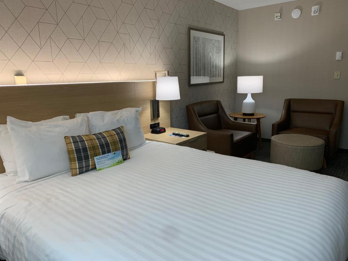 Studio Suite with Two Queen Beds - Non-Smoking at Days Inn & Suites by Wyndham Duluth by the Mall