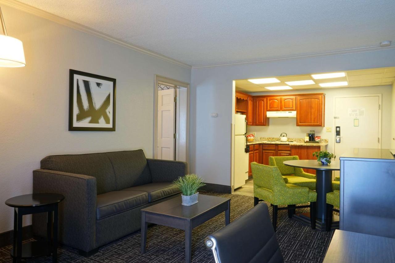 King Suite with Sofa Bed - Non-Smoking at Best Western Plus Morristown Conference Center Hotel