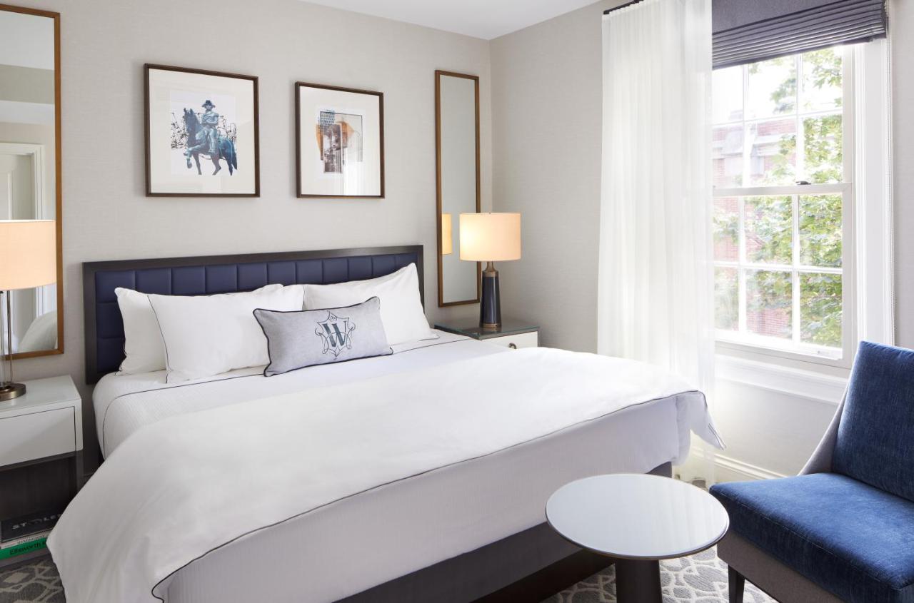 Classic King Room at The Whitney Hotel