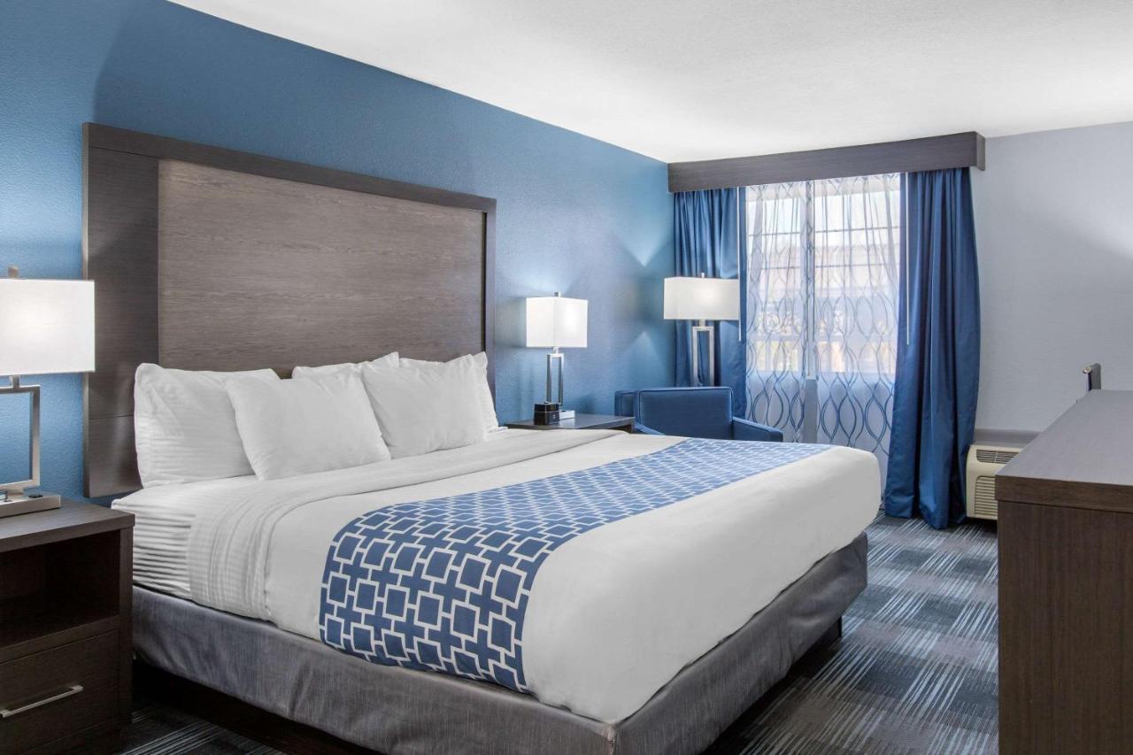 King Room - Non-Smoking at Cielo Hotel Bishop-Mammoth, an Ascend Collection Hotel