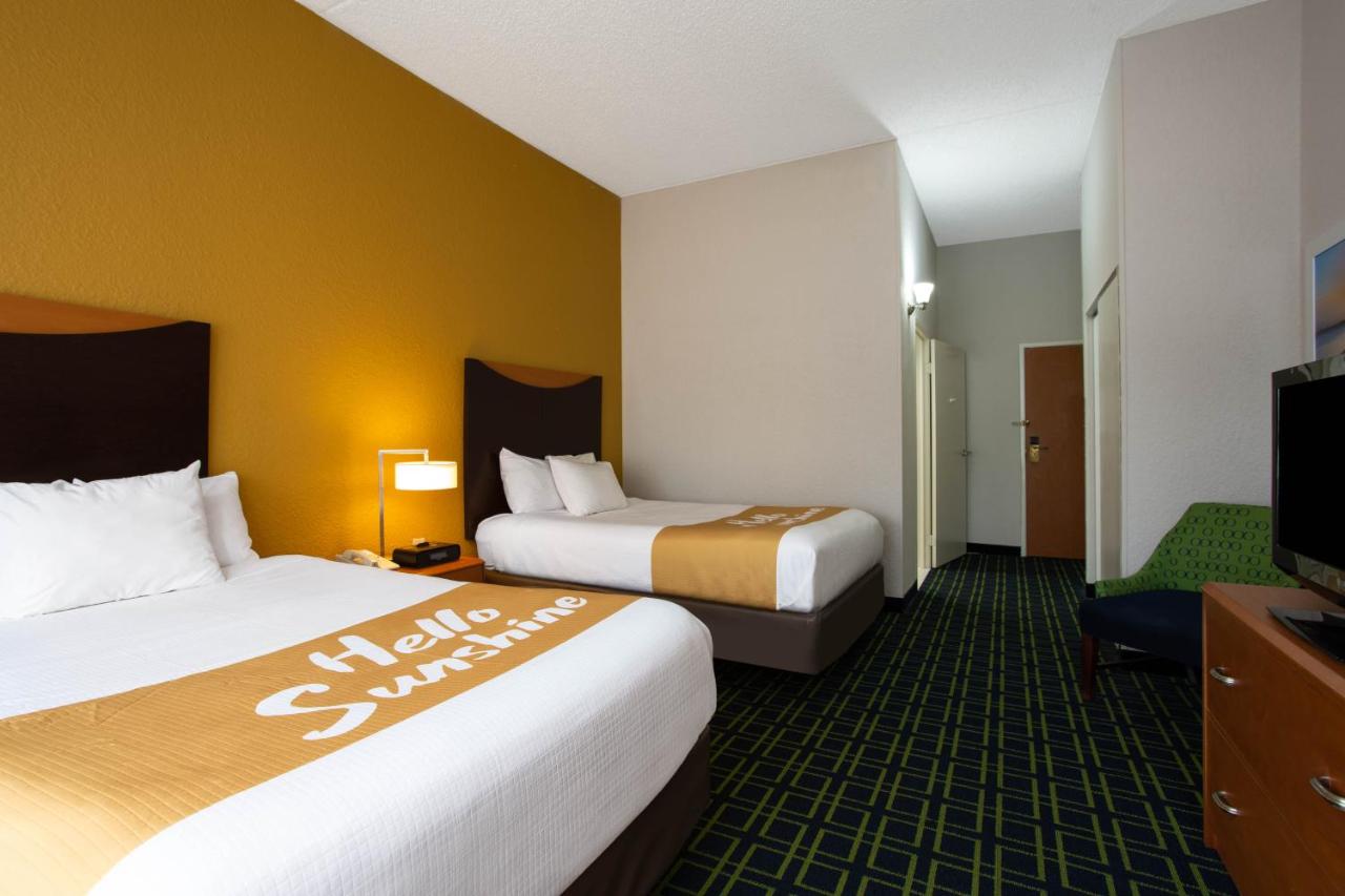 Double Room with Two Double Beds - Mobility Access/Non-Smoking at Days Inn by Wyndham Absecon Atlantic City Area