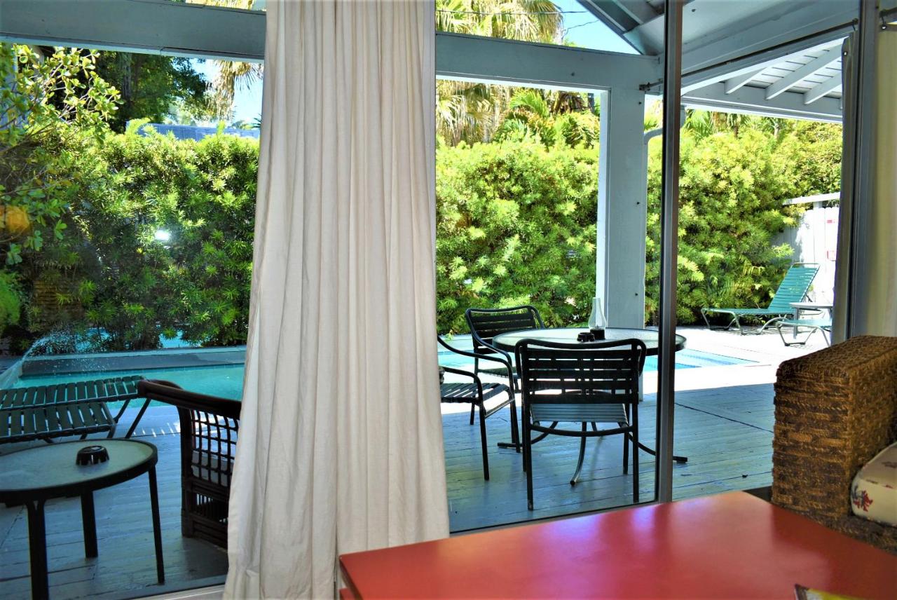 Premier Suite at Simonton Court Historic Inn & Cottages