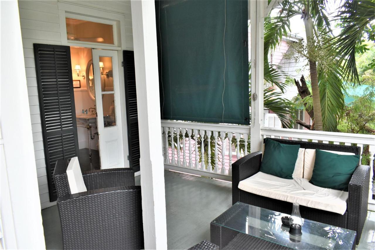 Deluxe Single Room C at Simonton Court Historic Inn & Cottages