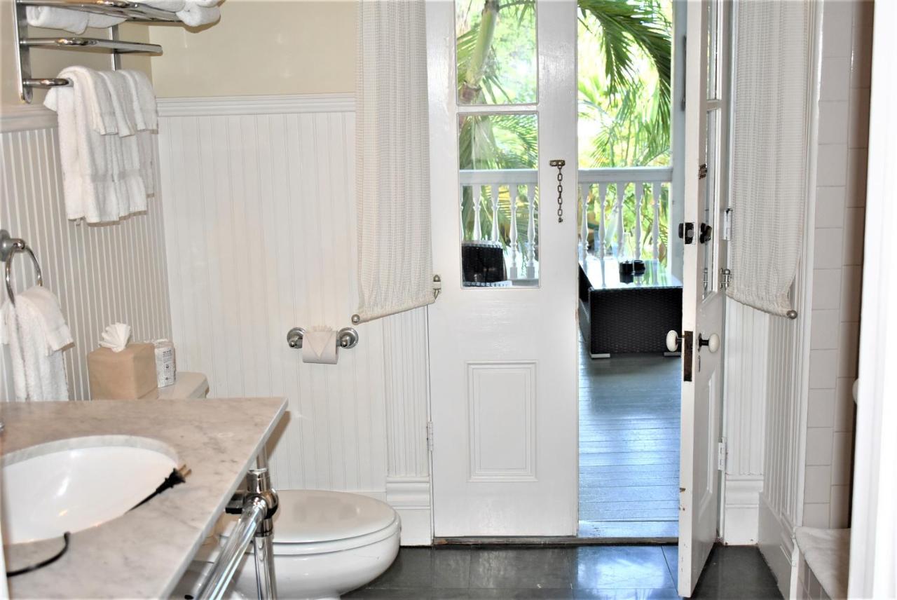Deluxe Single Room C at Simonton Court Historic Inn & Cottages