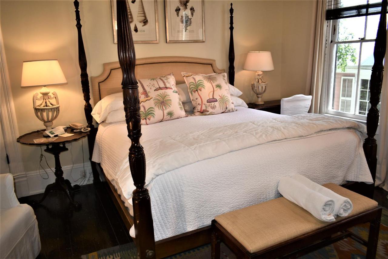 Deluxe Single Room C at Simonton Court Historic Inn & Cottages