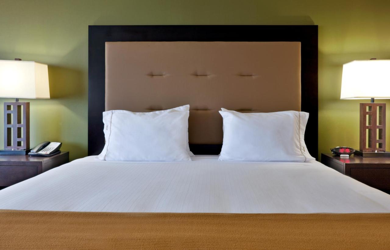 Room Selected at Check-In at Holiday Inn Express Hotel & Suites Twin Falls by IHG