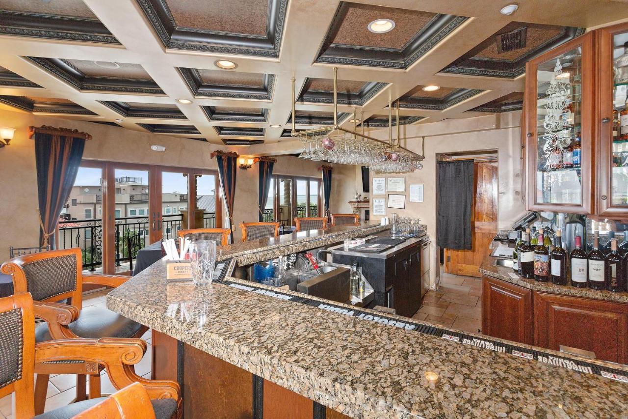 | Ocean Lodge